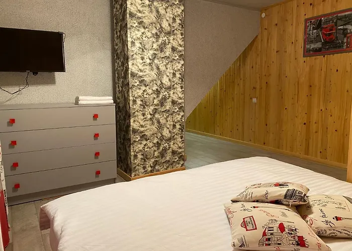 два леви Hébergement de vacances Slavsko